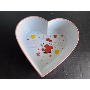 Sanrio Hello kitty Heart Shaped Ceramic Casserole Baking Dish Hearts Plane NEW